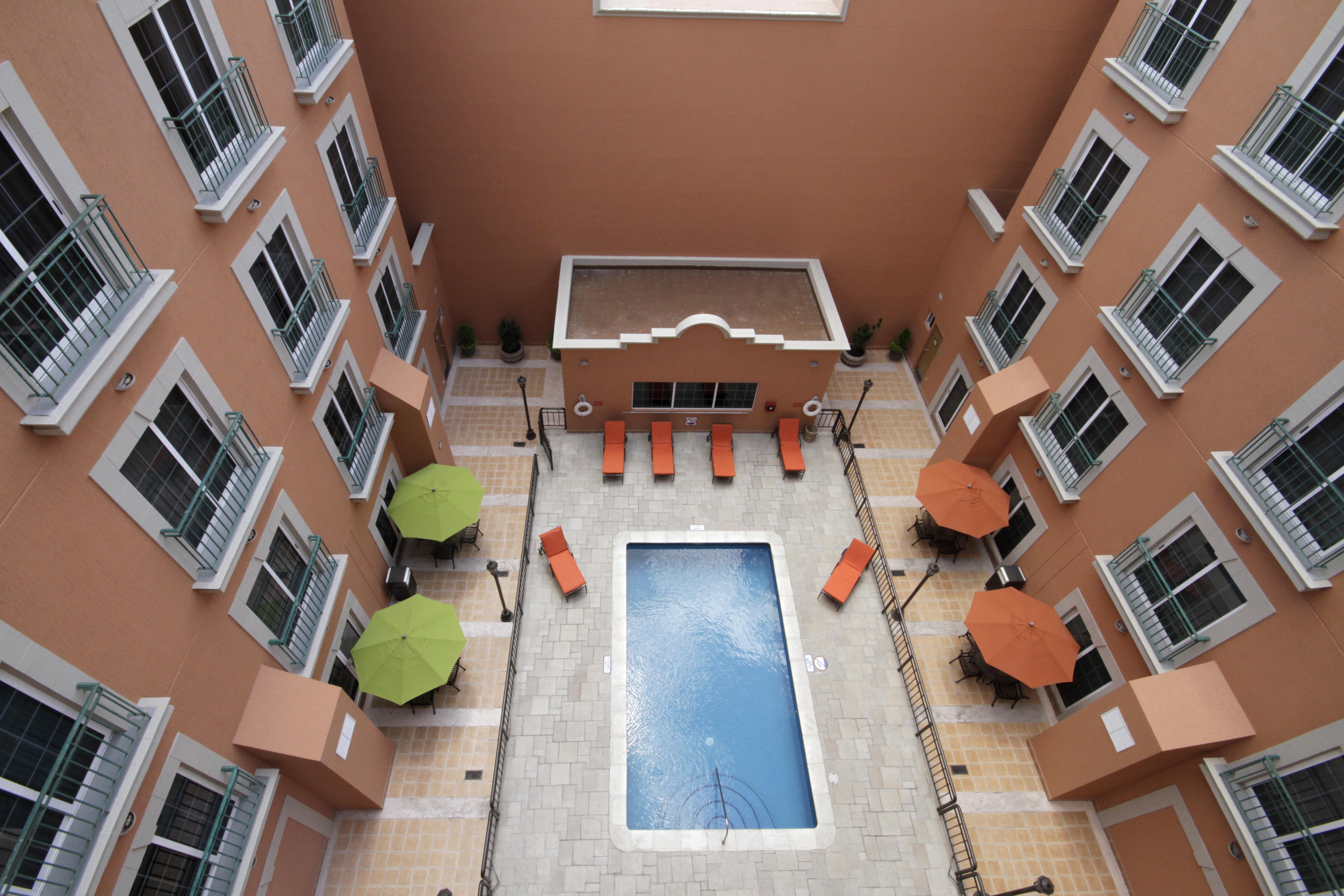 Holiday Inn Express Torreon By Ihg Ngoại thất bức ảnh