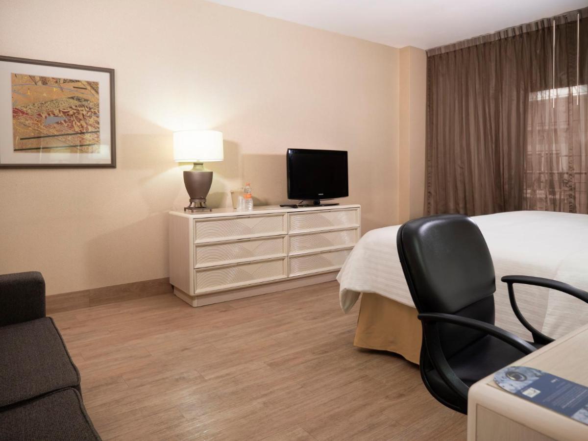 Holiday Inn Express Torreon By Ihg Ngoại thất bức ảnh
