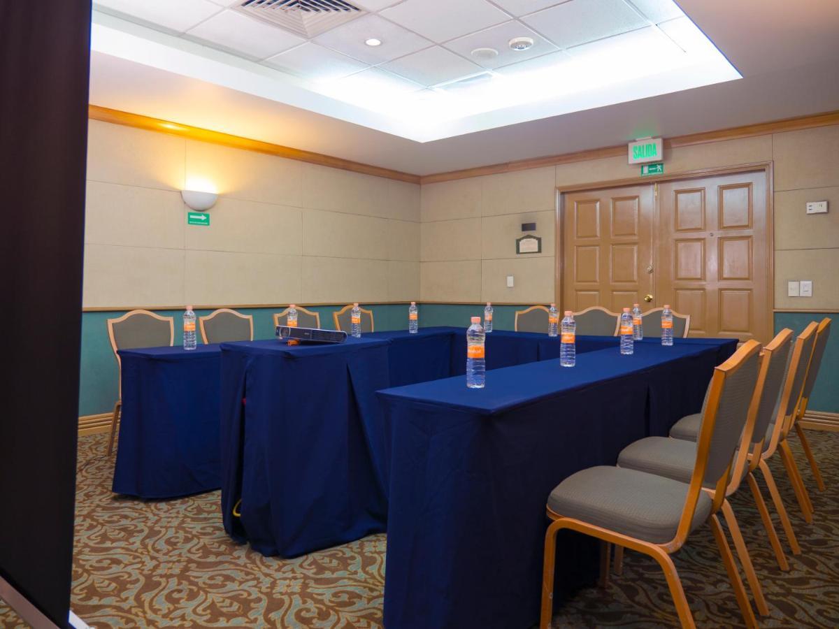 Holiday Inn Express Torreon By Ihg Ngoại thất bức ảnh
