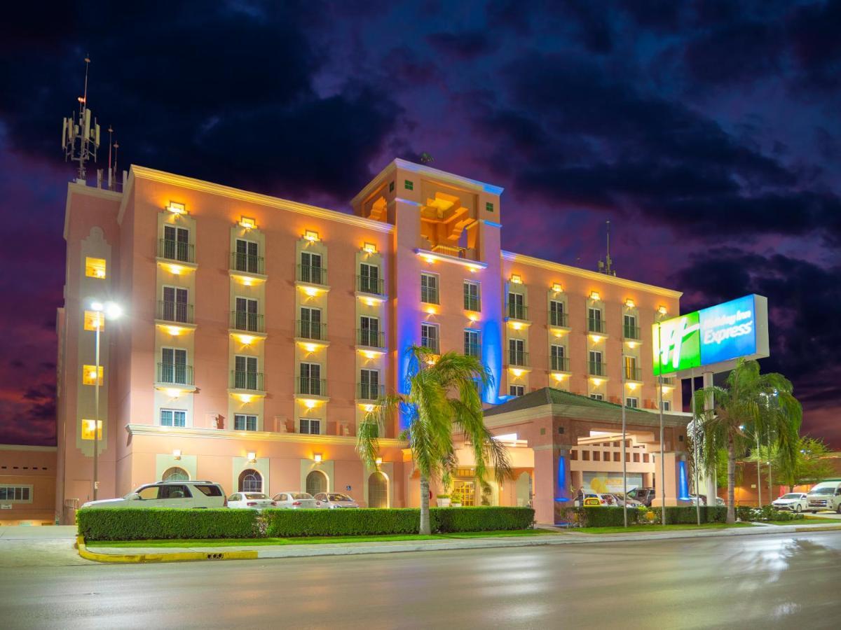 Holiday Inn Express Torreon By Ihg Ngoại thất bức ảnh