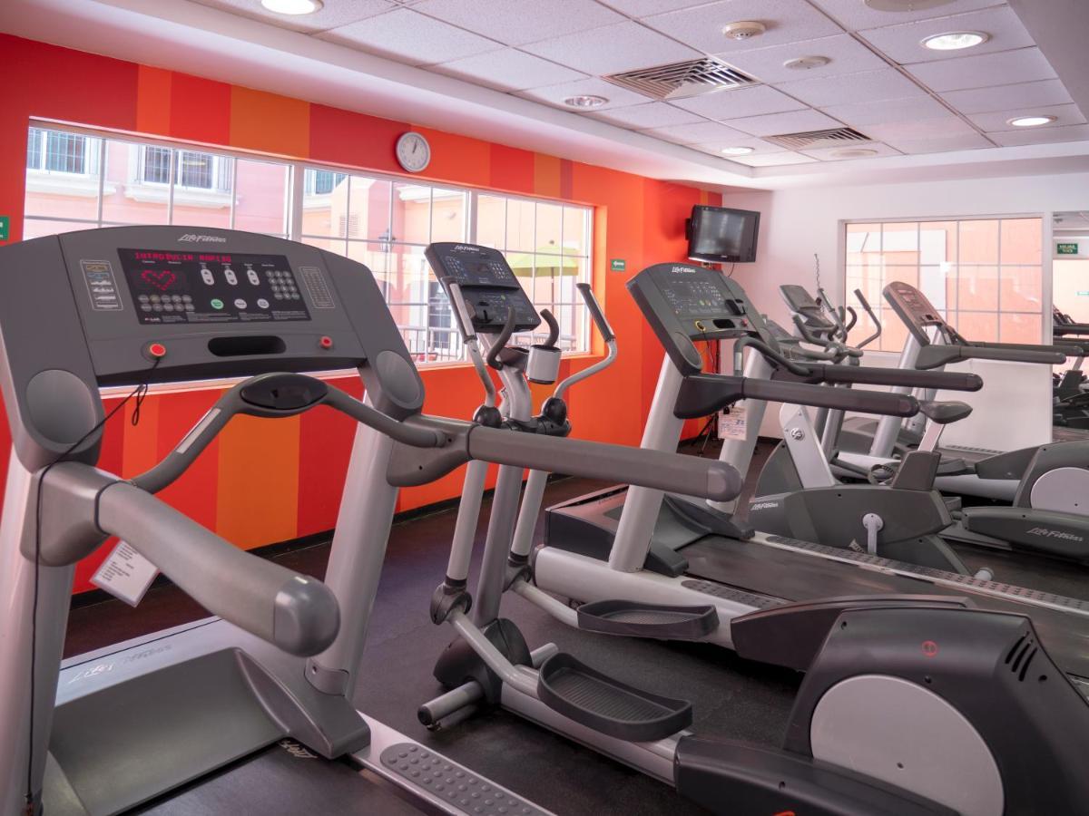 Holiday Inn Express Torreon By Ihg Ngoại thất bức ảnh