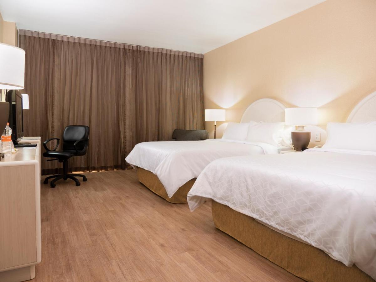 Holiday Inn Express Torreon By Ihg Ngoại thất bức ảnh